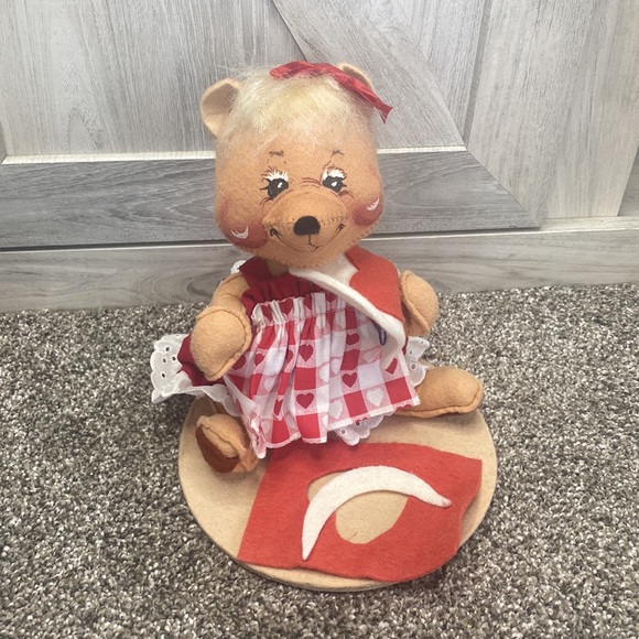 Vintage 1997 ANNALEE Mouse/Bear Doll Figure Valentine Heart Day - Picture 7 of 7